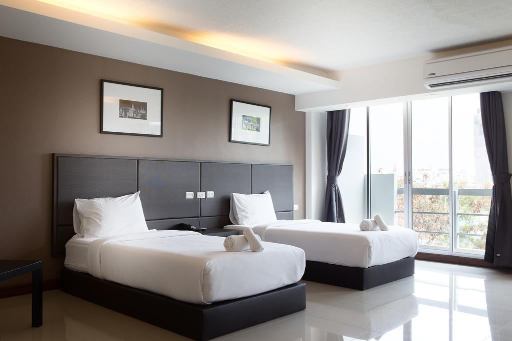 The Capital Resort @ Sukhumvit 50 Bangkok Exterior foto Deluxe Room