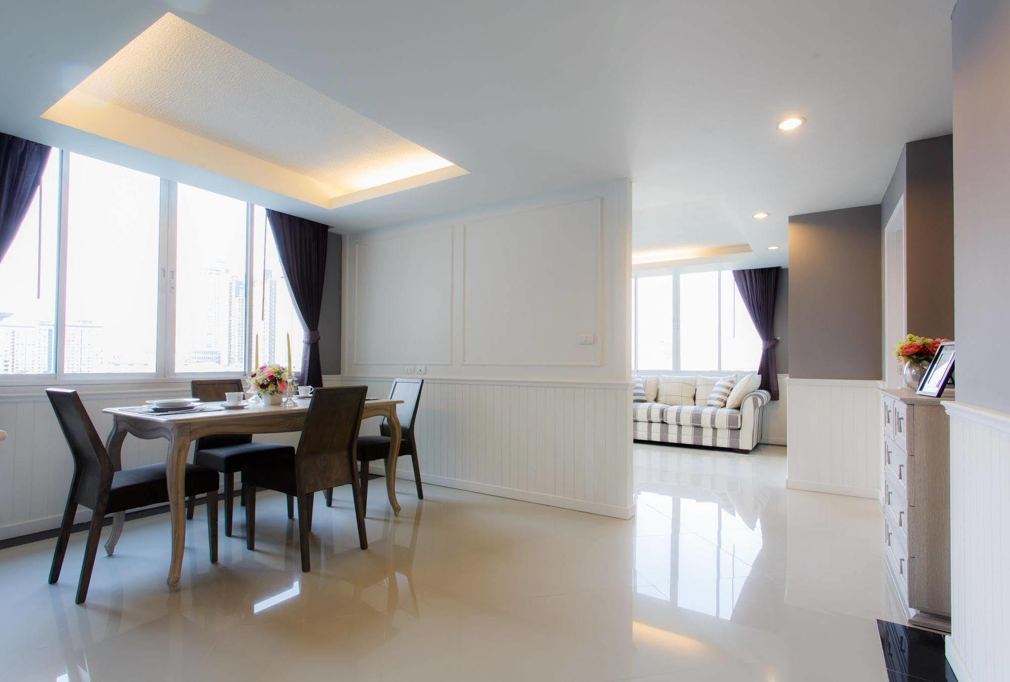 The Capital Resort @ Sukhumvit 50 Bangkok Exterior foto A modern interior